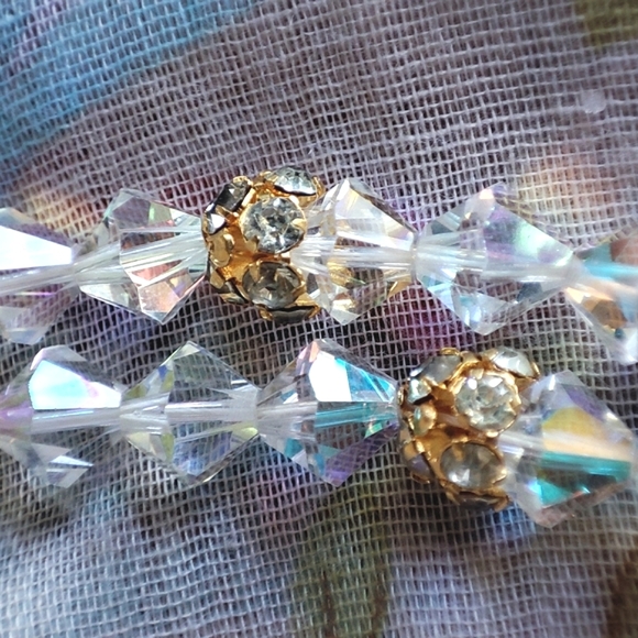 Heavily Faceted Vintage Large Bicone Aurora Borealis Clear Crystal Dual Necklace - Picture 3 of 7